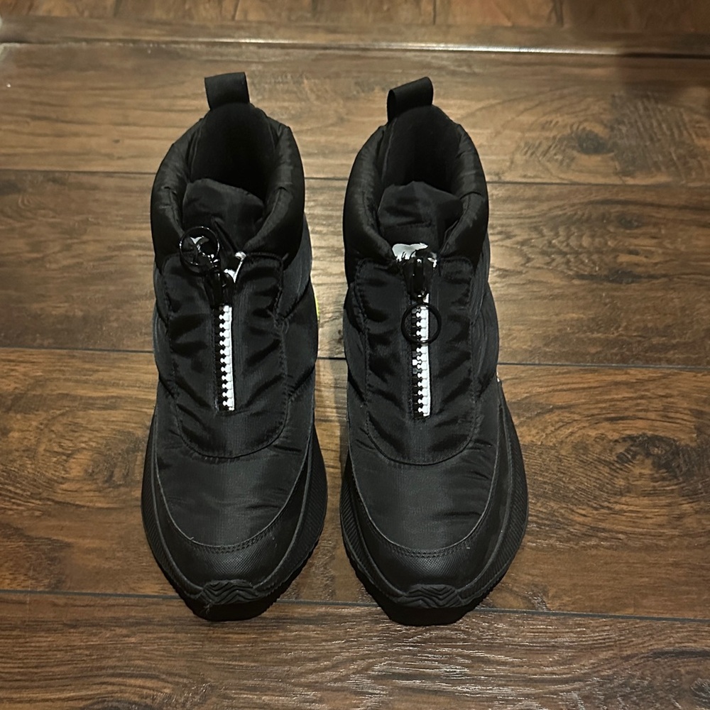 Sorel Out and About puffy winter boot